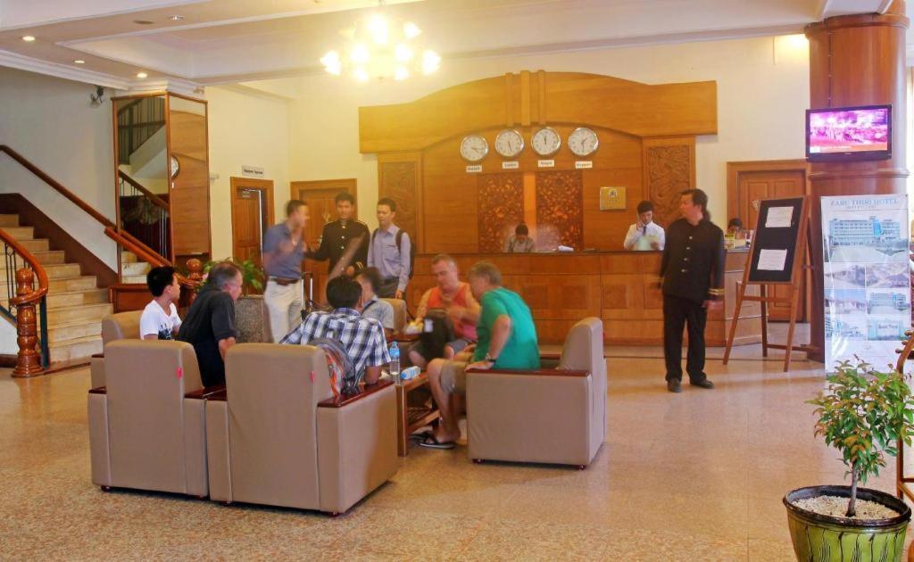 فندق إيشا بلازا يانغون المظهر الخارجي الصورة